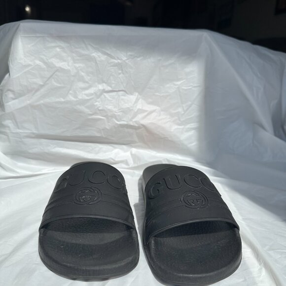 GUCCI Pursuit '72 Black Logo Rubber Slide - Picture 5 of 7